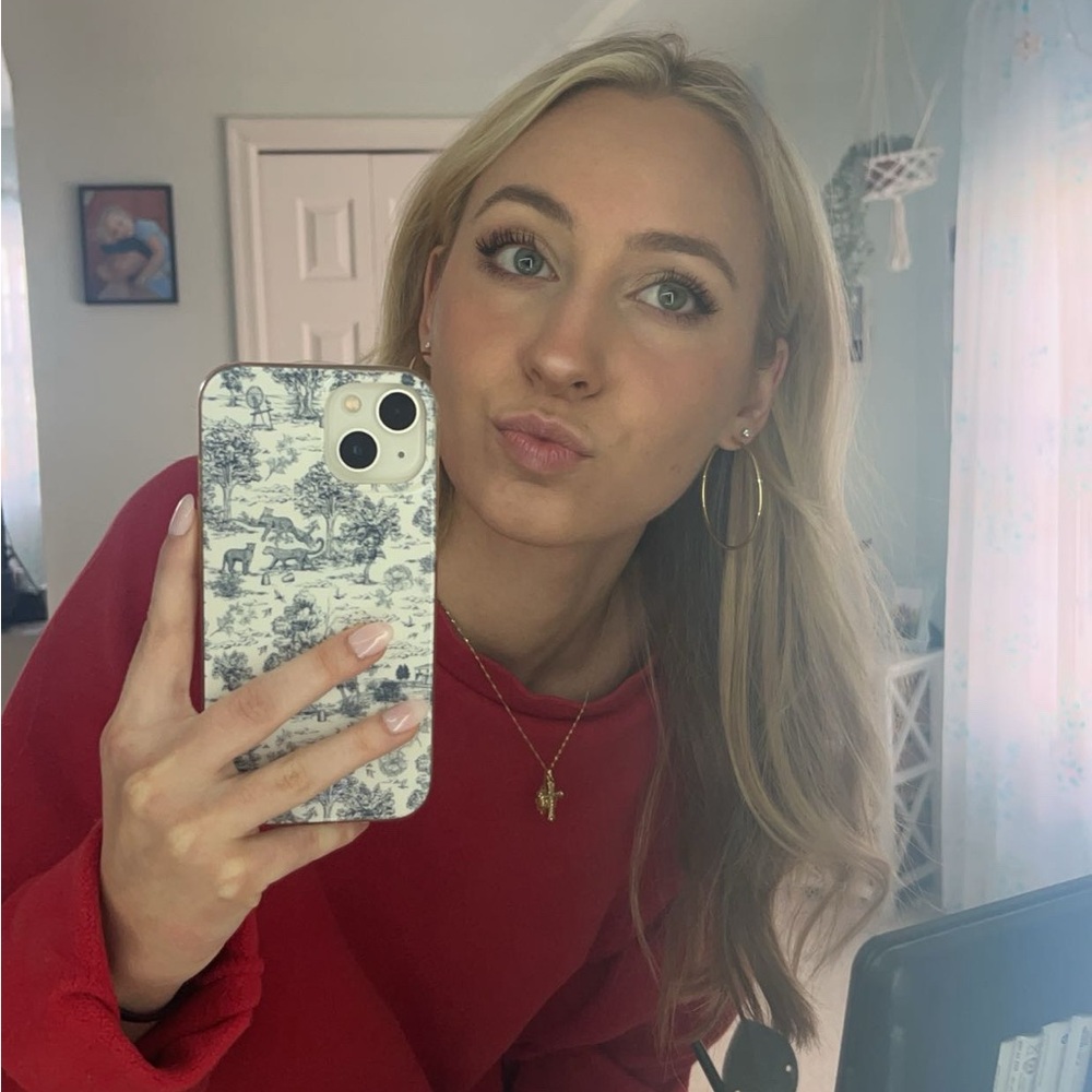 Meet your Posher, Suzy